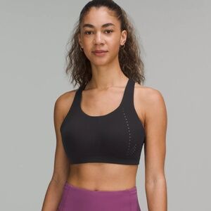 Lululemon Air Support Bra in Black 34DDD
